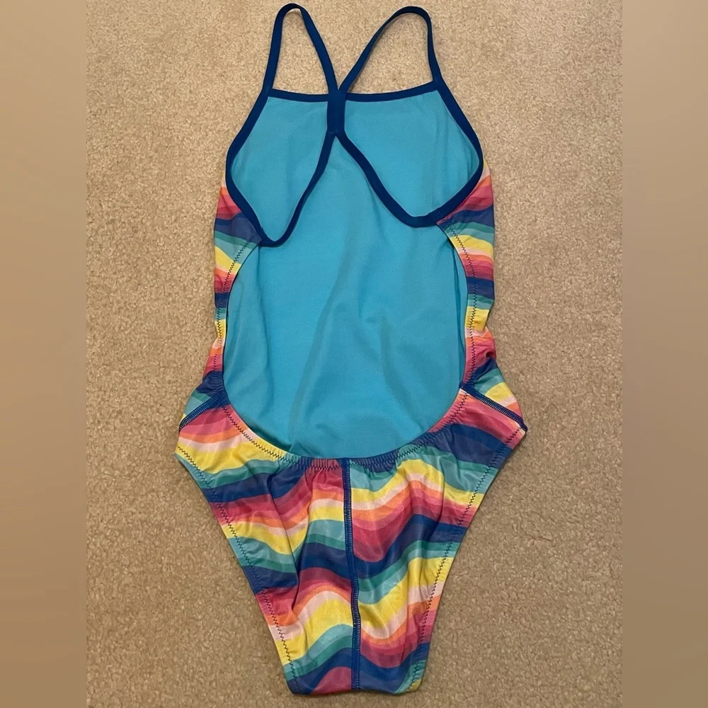 Speedo Women’s Multicolor Wavy Stripe One-Piece Swimsuit